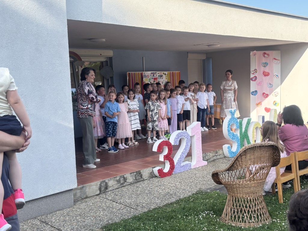 foto/Odlazak predškolaca (2)